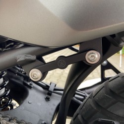 UHH-TRANSALP : BRUUDT Exhaust Hanger Honda Transalp XL750